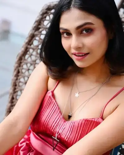 Call Girls Service in Sankrail