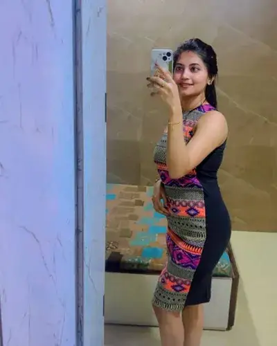 Escort Sankrail